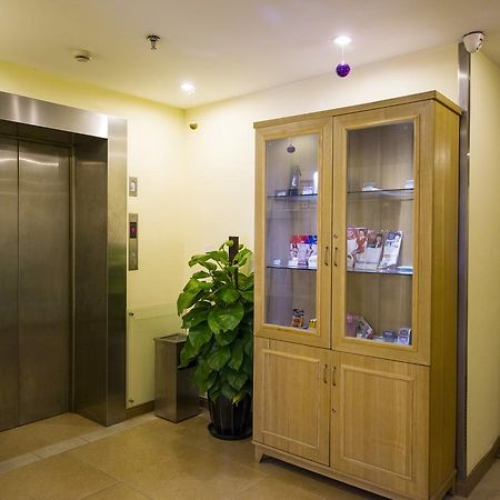 Home Inn Kunming Baita Road Куньмін Екстер'єр фото