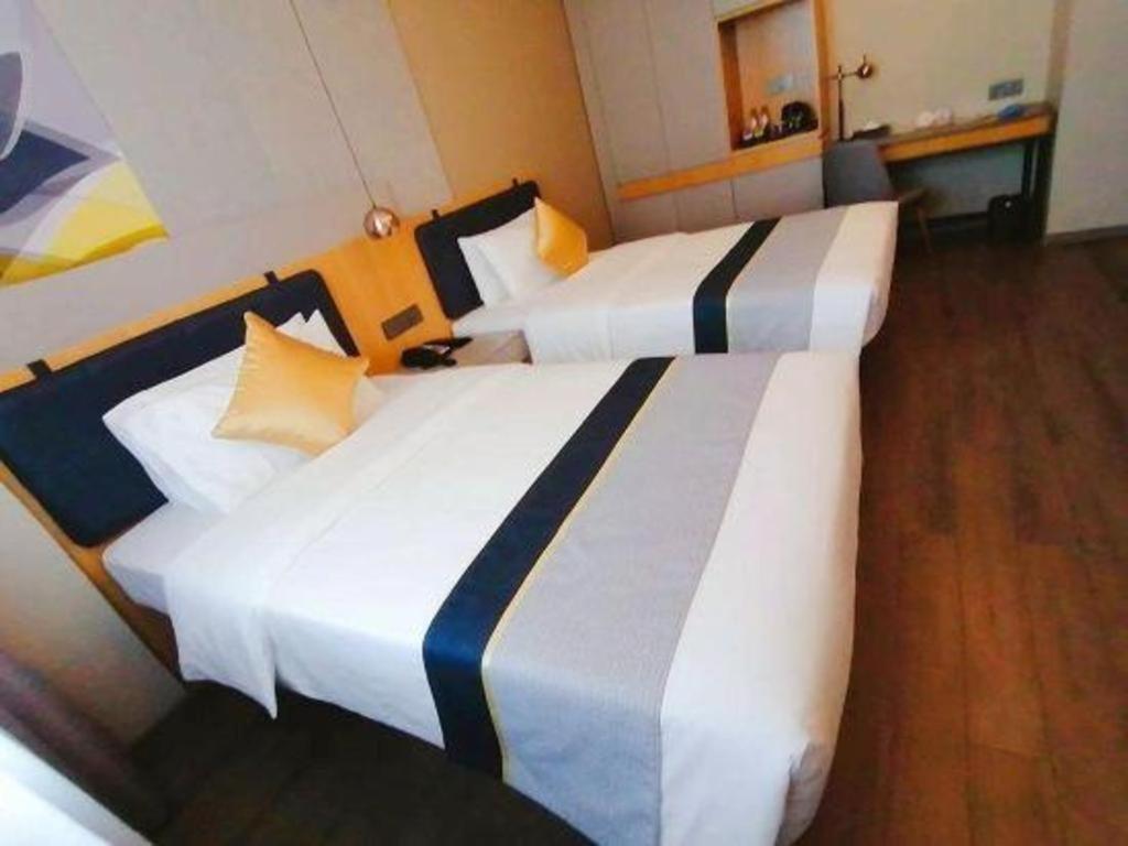Home Inn Kunming Baita Road Куньмін Екстер'єр фото