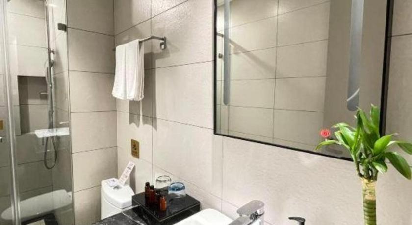 Home Inn Kunming Baita Road Куньмін Екстер'єр фото
