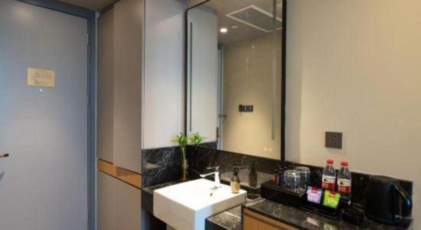 Home Inn Kunming Baita Road Куньмін Екстер'єр фото
