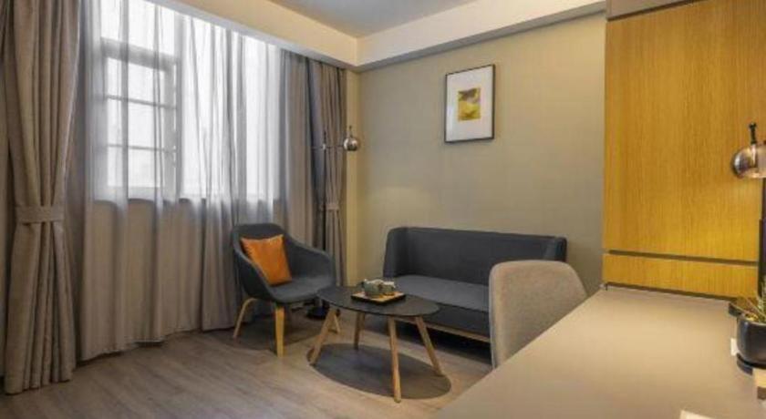 Home Inn Kunming Baita Road Куньмін Екстер'єр фото