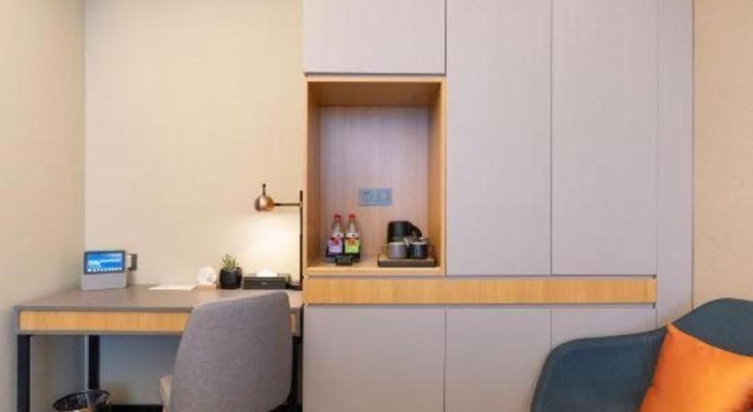 Home Inn Kunming Baita Road Куньмін Екстер'єр фото