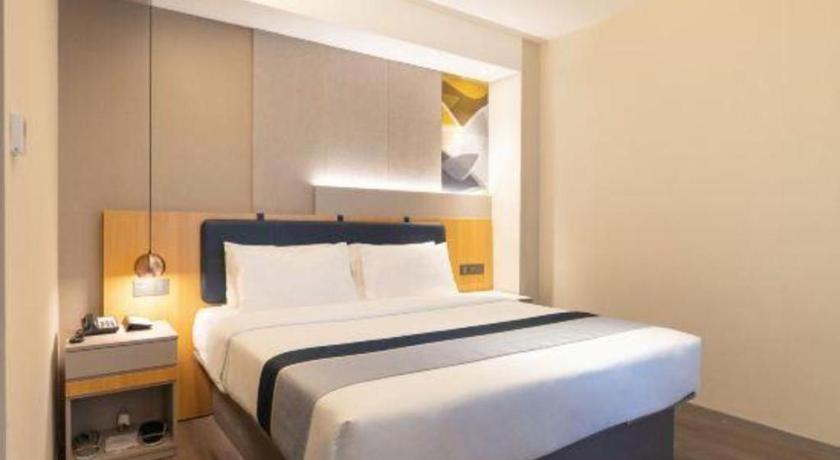 Home Inn Kunming Baita Road Куньмін Екстер'єр фото